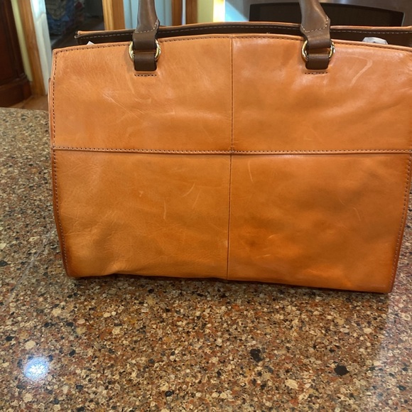 ***PRICE DROP****   NWT TIGNANELLO CARSON SHOPPER - Picture 4 of 14
